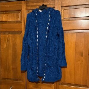 NWOT Blue Cable Knit Women's Hooded Sweater